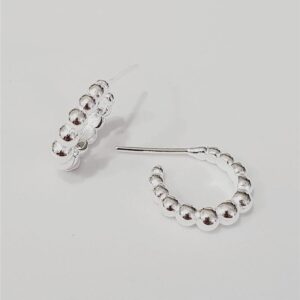 Brinco Prateado Liso Bolinha Meia Argola 14mm